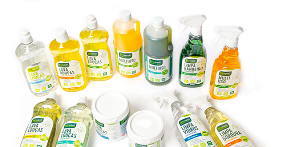 Embalagens de produtos de limpeza naturais faturam o ouro no Prêmio Abre 2017 Embalagens de produtos de limpeza naturais faturam o ouro no Prêmio Abre 2017
