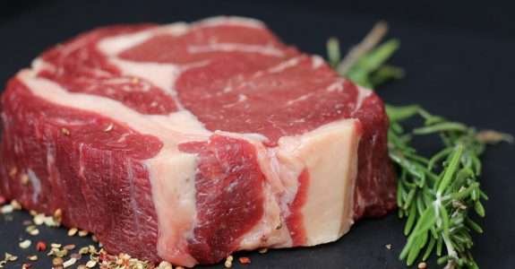 Nos Estados Unidos, venda de carne orgânica bate recorde