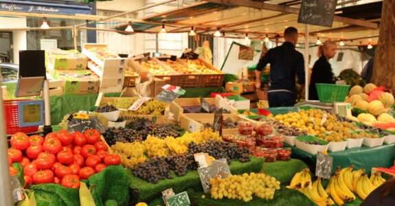 UE está fora do caminho para atingir a meta de 25% de produtos orgânicos até 2030, alerta estudo